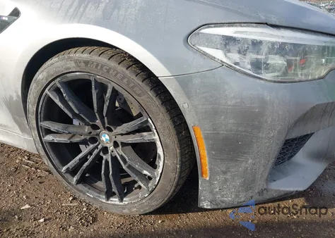 2019 BMW M5 Competition z USA, uszkodzony, nr VIN WBSJF0C57KB446933